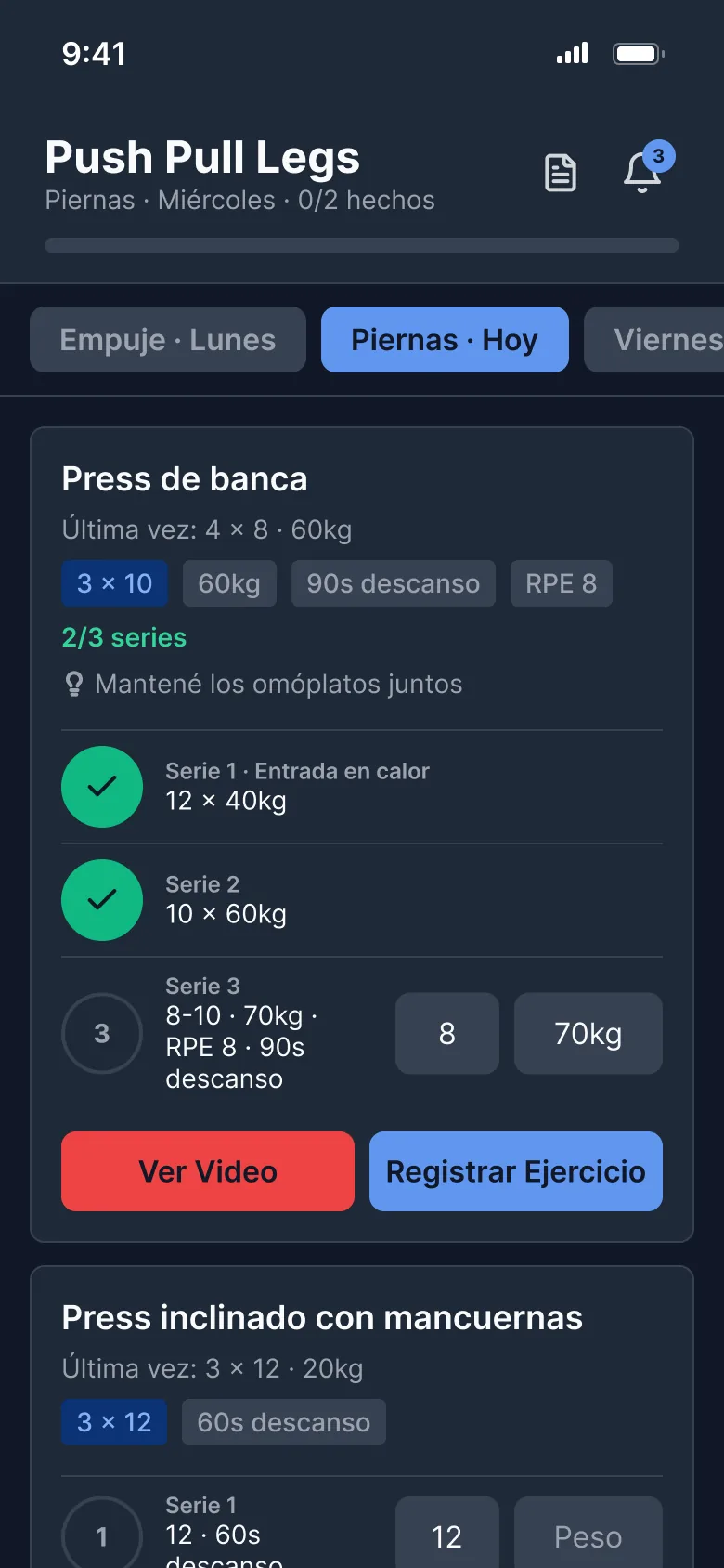 Pantalla de entrenamiento de la app móvil de Elevate Coach con el temporizador de descanso